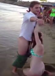 wasted girl sucks off guys infront of a crowd