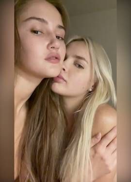 Nude Lesbian Kissing Video